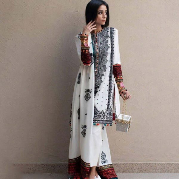 3 Pcs Women's Unstitched Dhanak Embroidered Suit